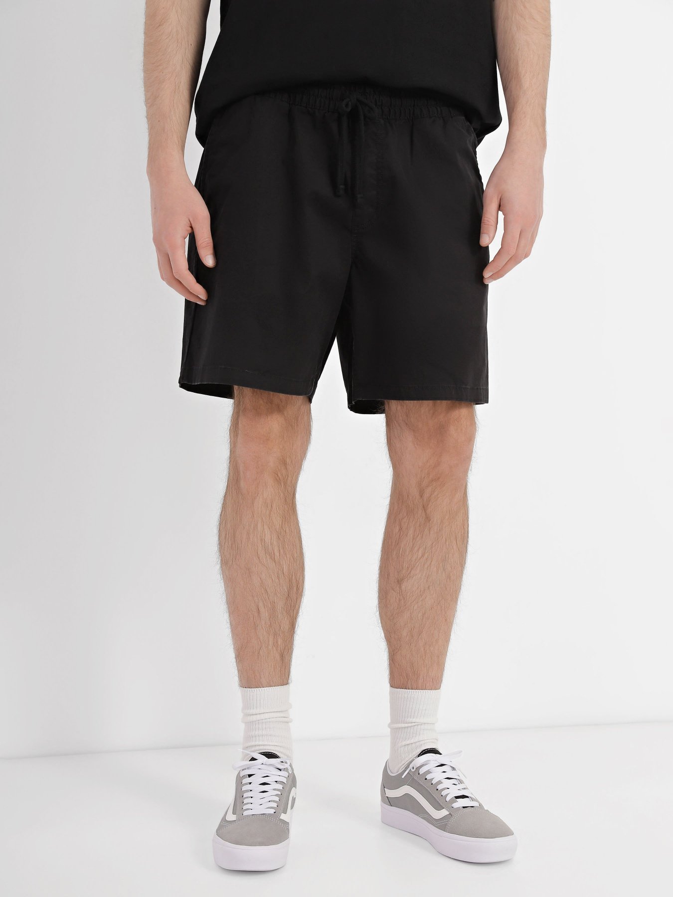 Шорты спортивные Vans Mn Range Relaxed Elastic модель VN0A5FKDBLK1 Фото