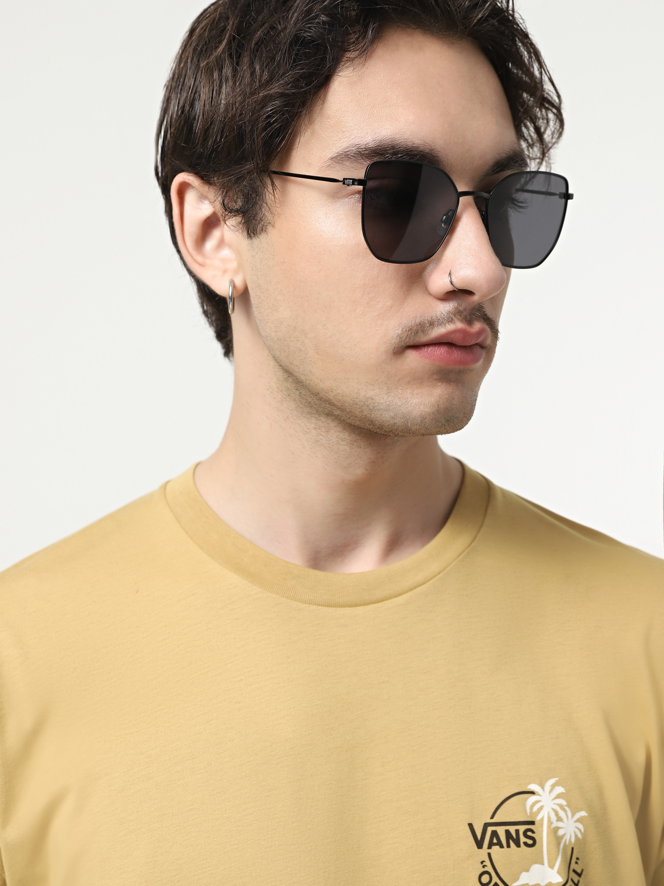 Сонцезахисні окуляри Vans Coasting модель VN0007AAH821 Фото