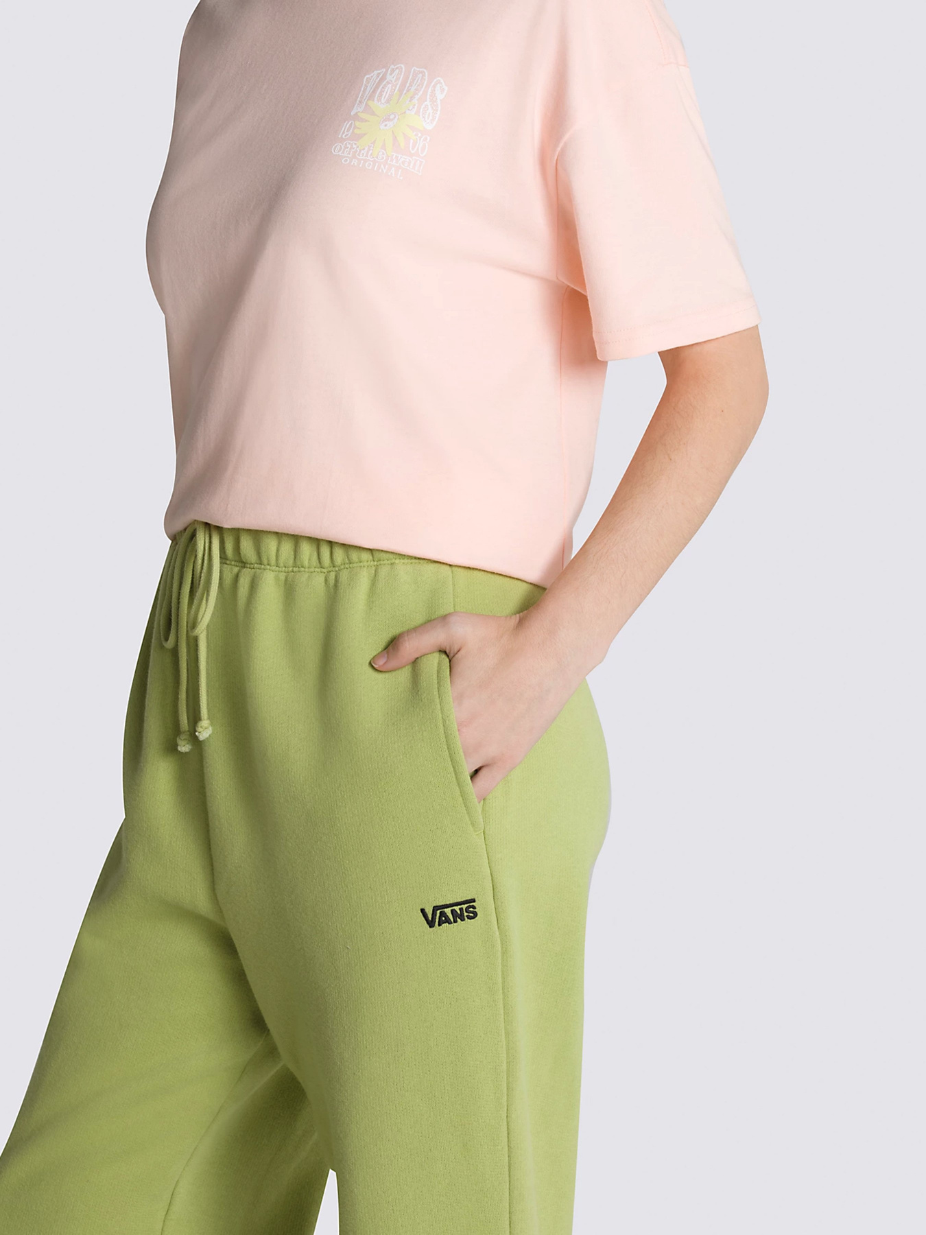 Штани спортивні Vans ComfyCush модель VN0A7ROXW0I1 Фото