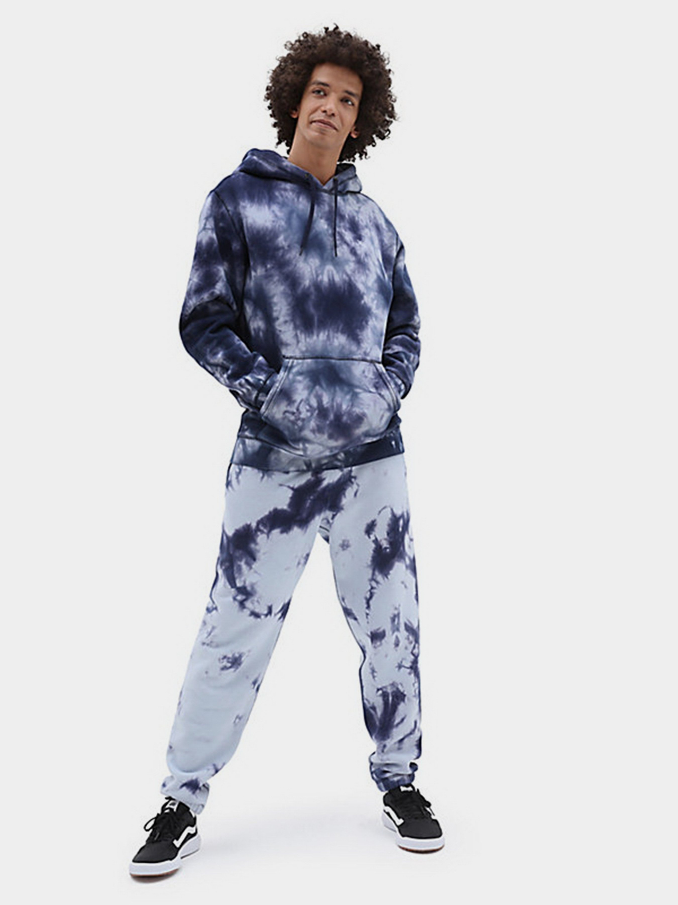 Худи Vans Comfycush Wash модель VN0A7YCDTNN1 Фото