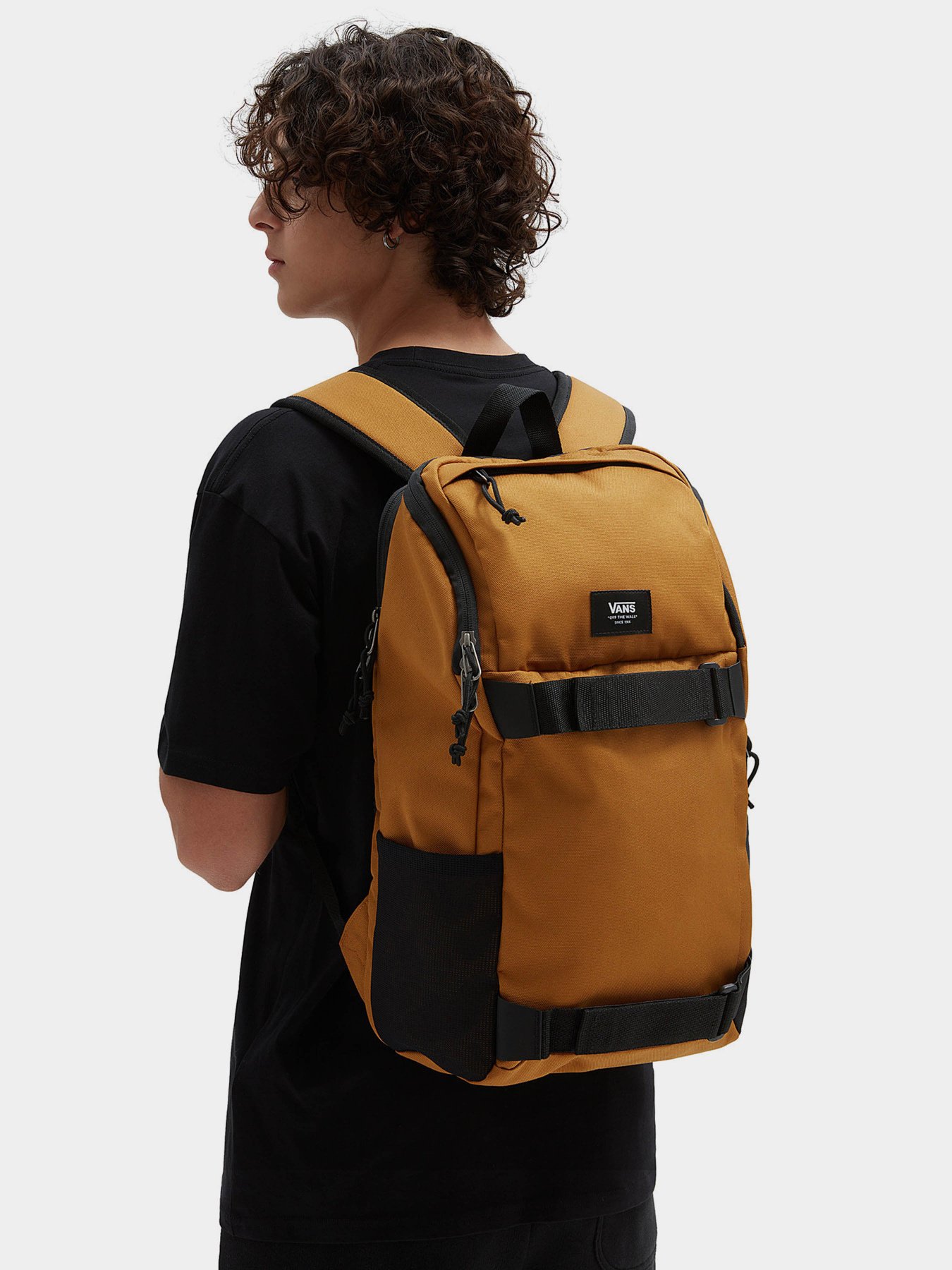 Повседневный рюкзак Vans Obstacle Skatepack модель VN0A3I691M71 Повседневный рюкзак Vans Obstacle Skatepack модель VN0A3I691M71 Фото