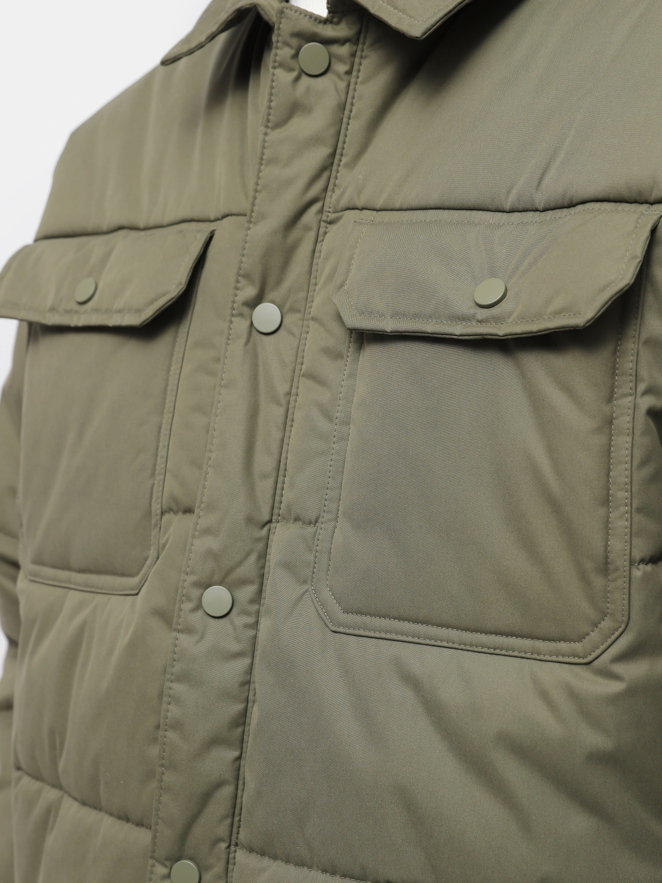Куртки и дубленки Vans Davis Puffer MTE-1 модель VN0008JEKCZ1 Куртки и дубленки Vans Davis Puffer MTE-1 модель VN0008JEKCZ1 Фото