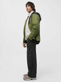 Зимова куртка Vans Prospect MTE-1 модель VN0A7S8HC891 Фото