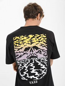 Футболка Vans Doom Volcano модель VN0008SHBLK1 Фото