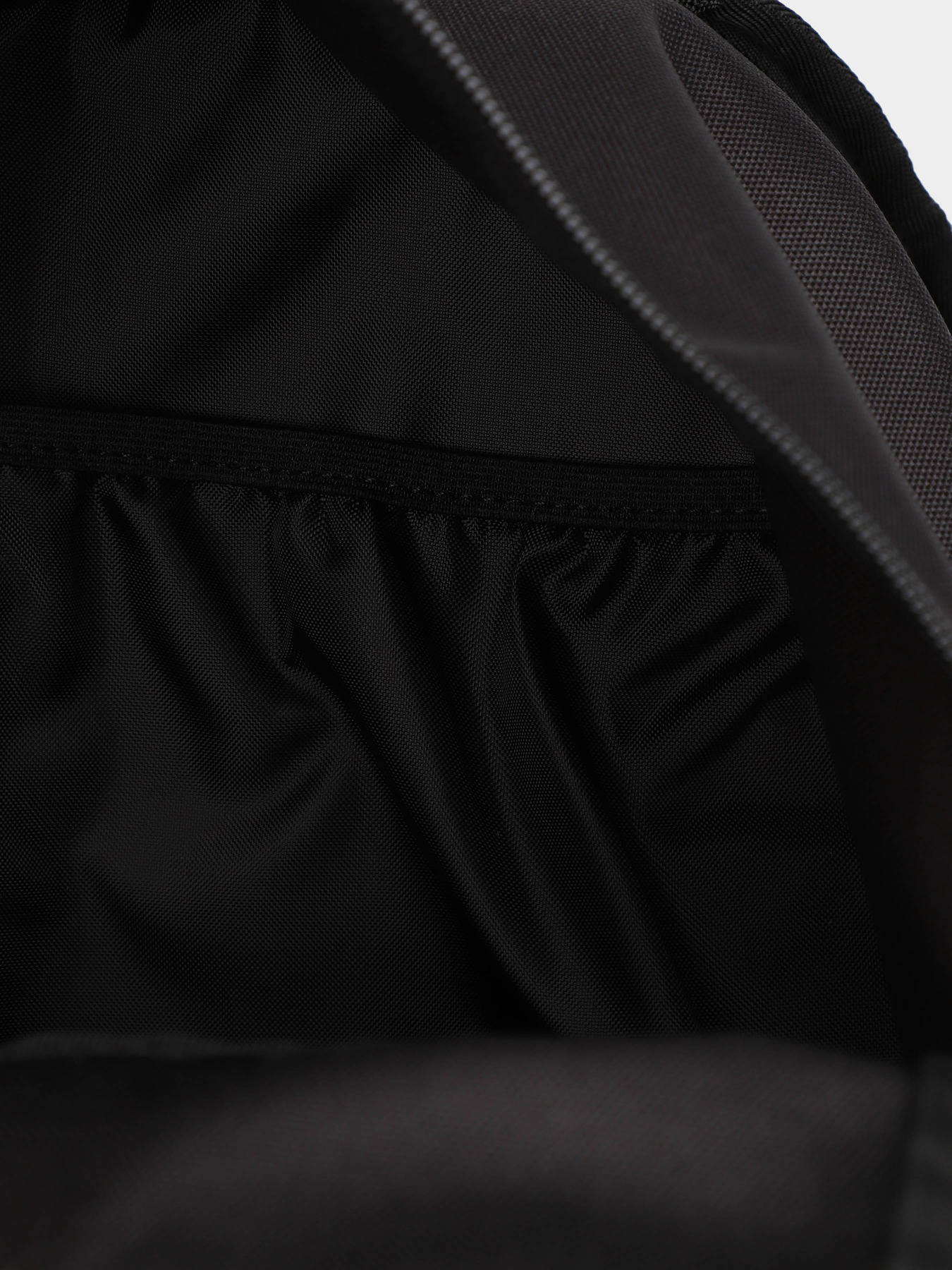 Рюкзак Vans Alumni модель VN0A7UEOBLK1 Фото