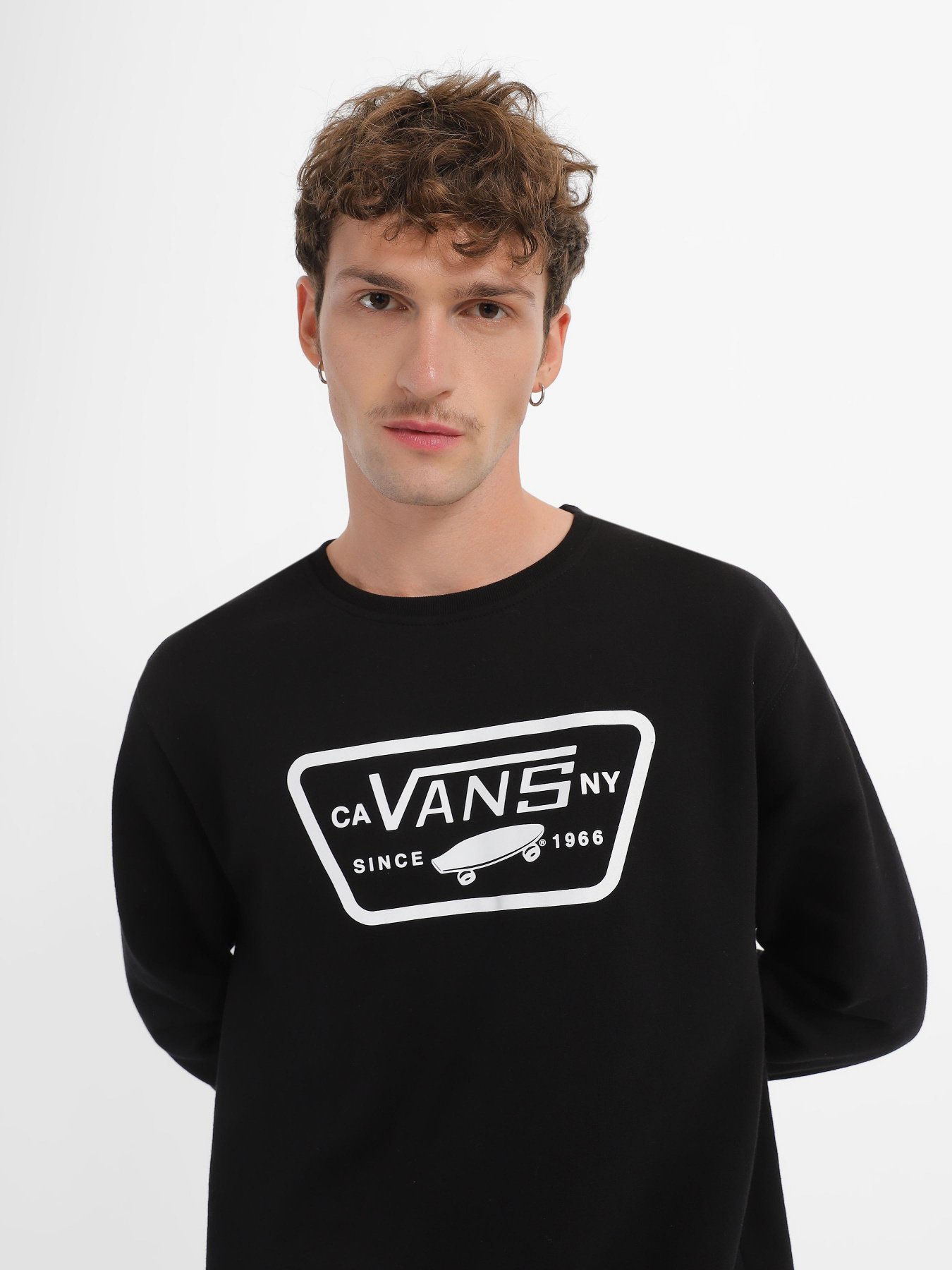 Світшот Vans Full Patch Crew модель VN0A45CIBLK1 Фото