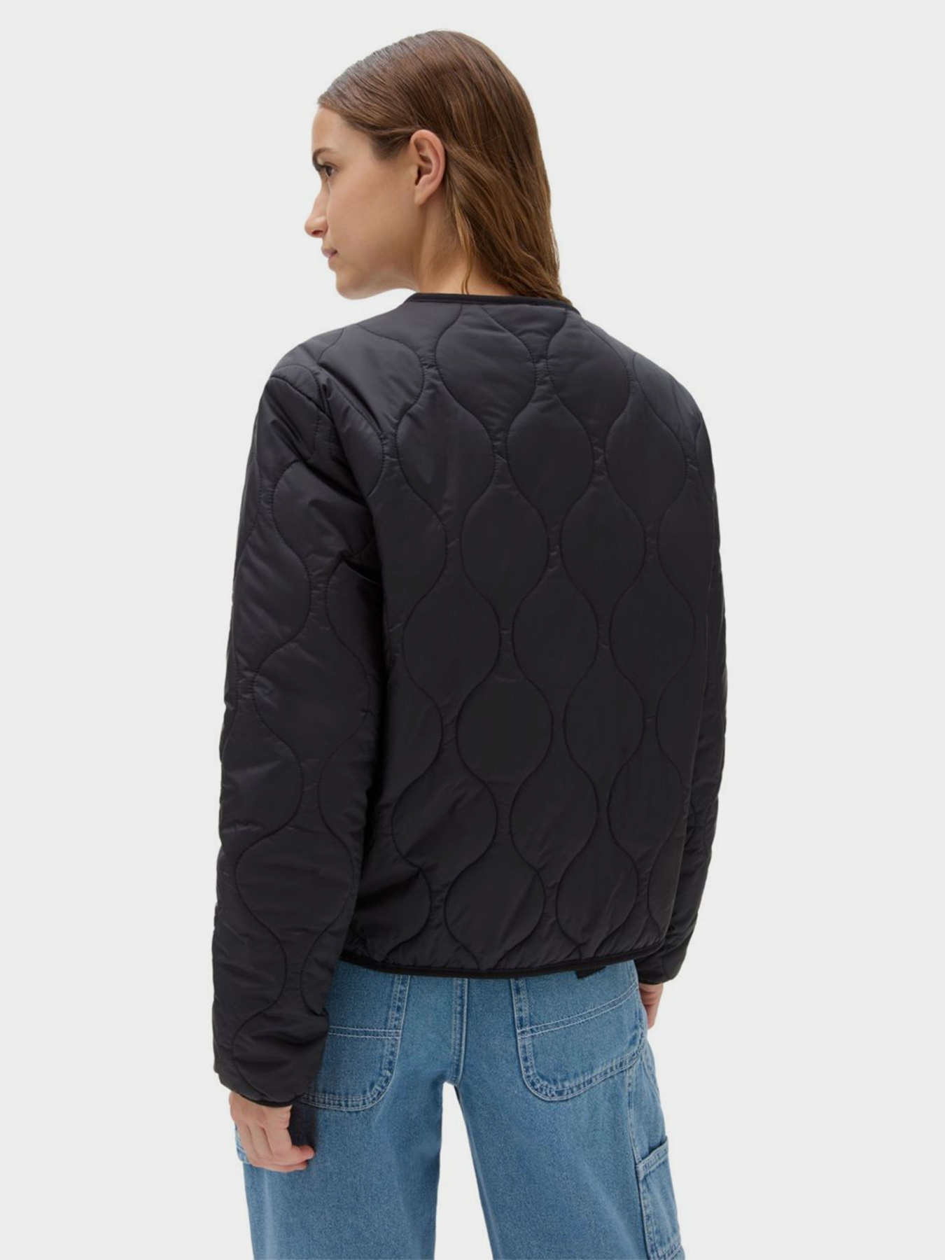 Демісезонна куртка Vans Forces Reversible Liner Wmn модель VN0A7RNGKOU1 Фото