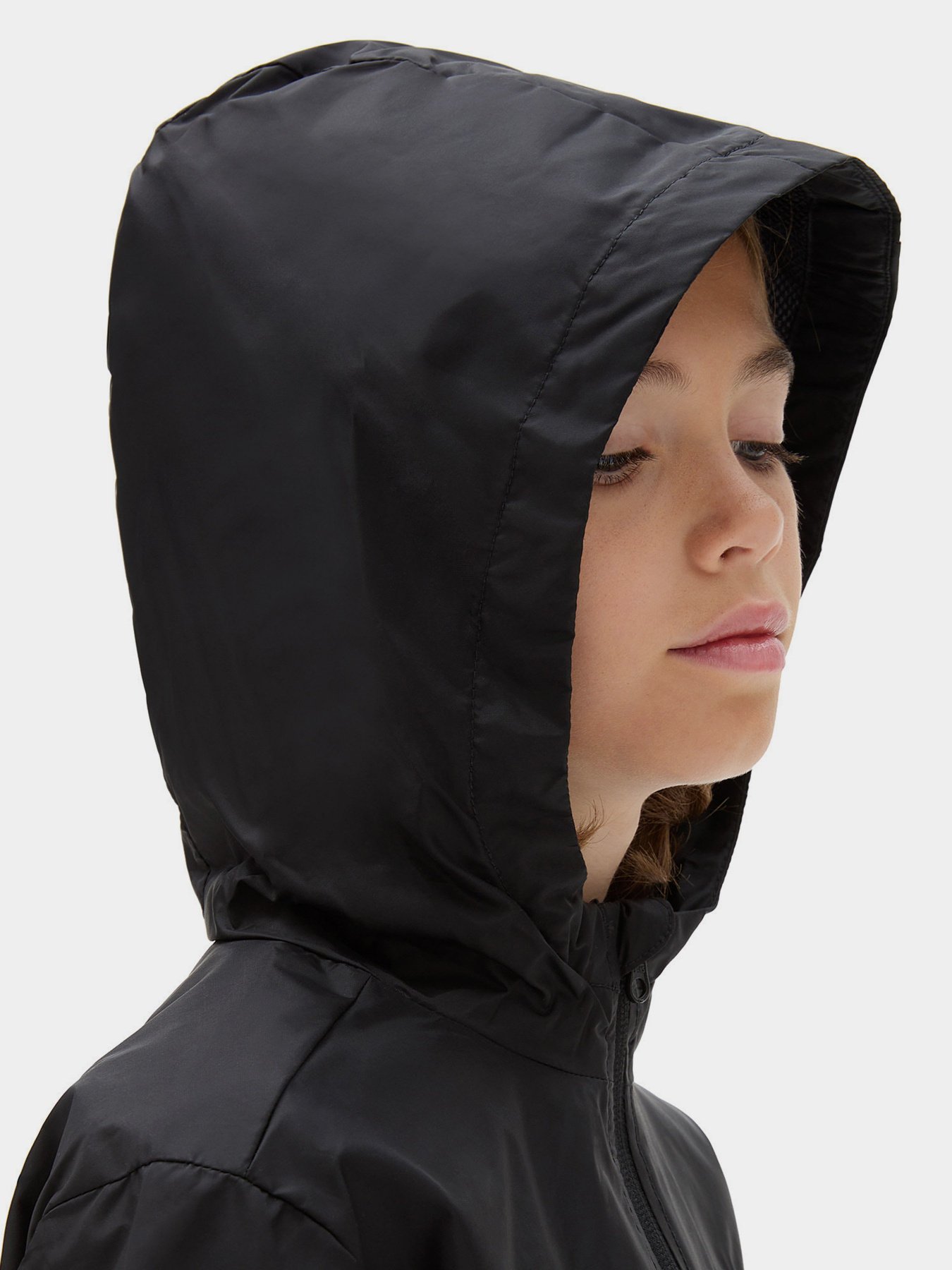 Демисезонная куртка Vans Garnett Windbreaker модель VN00002BBLK1 Фото