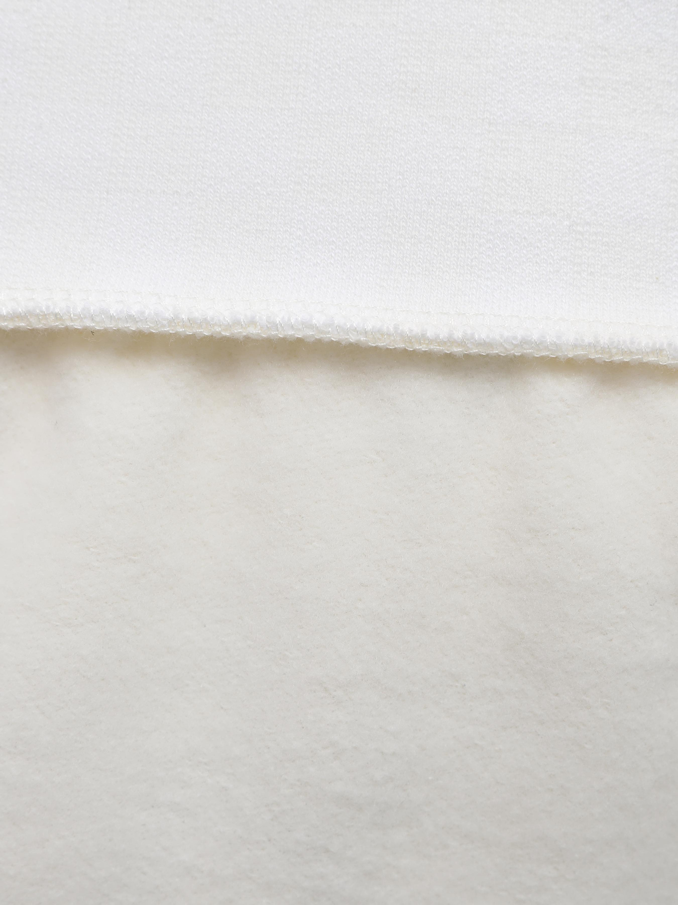 Свитшот Vans x Disney Swan Song Oversized модель VN000FZE3KS1 Свитшот Vans x Disney Swan Song Oversized модель VN000FZE3KS1 Фото