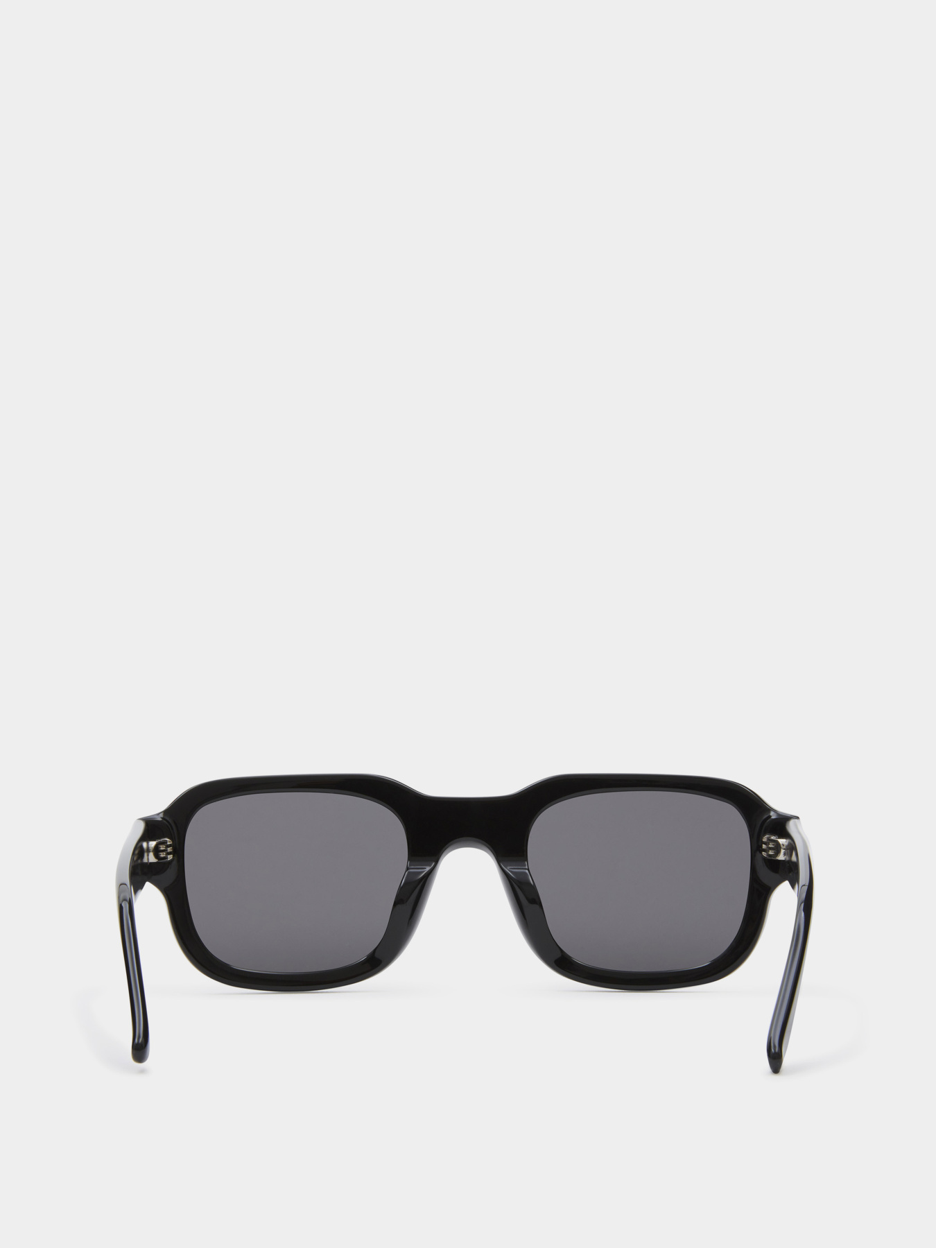 Солнцезащитные очки Vans 66 модель VN000GMXBLK1 Фото