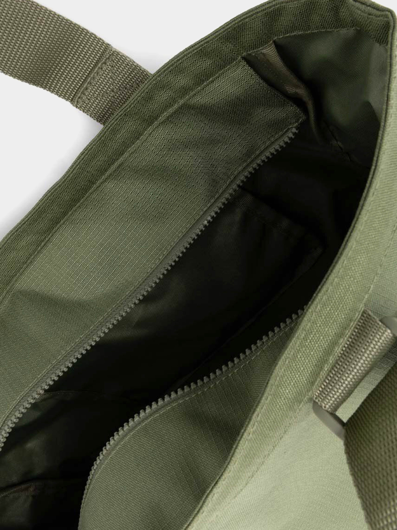 Сумка Vans DX Skate 23,5L модель VN0A7PQ3AMB1 Сумка Vans DX Skate 23,5L модель VN0A7PQ3AMB1 Фото