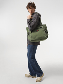 Сумка Vans DX Skate 23,5L модель VN0A7PQ3AMB1 Сумка Vans DX Skate 23,5L модель VN0A7PQ3AMB1 Фото