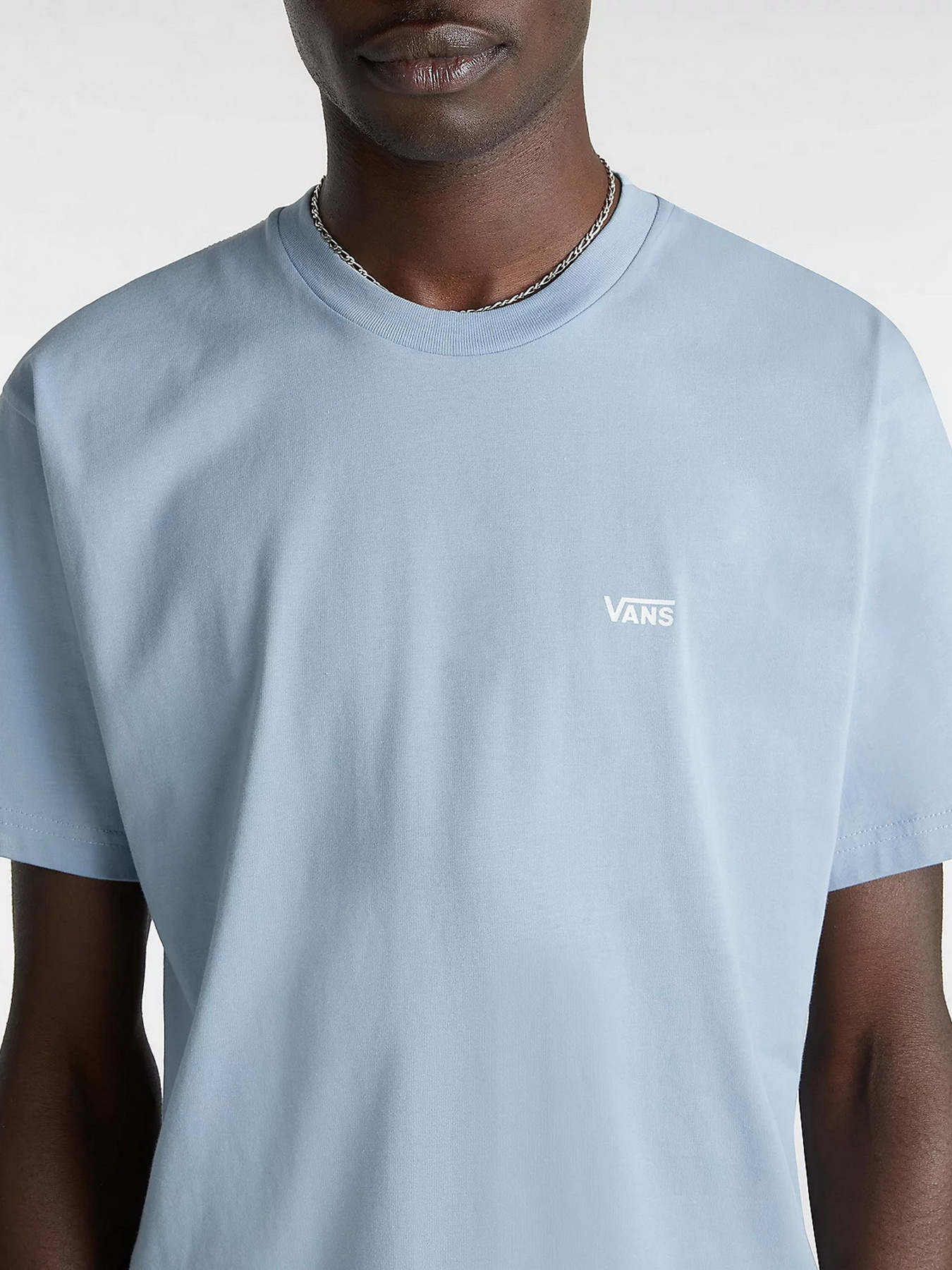 Футболка Vans Left Chest Logo модель VN0A3CZEDSB1 Футболка Vans Left Chest Logo модель VN0A3CZEDSB1 Фото