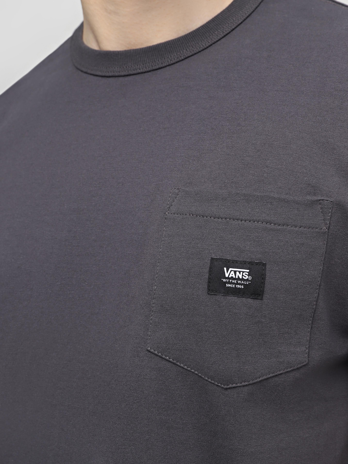 Футболка Vans Off The Wall II модель VN000G3Y1O71 Фото