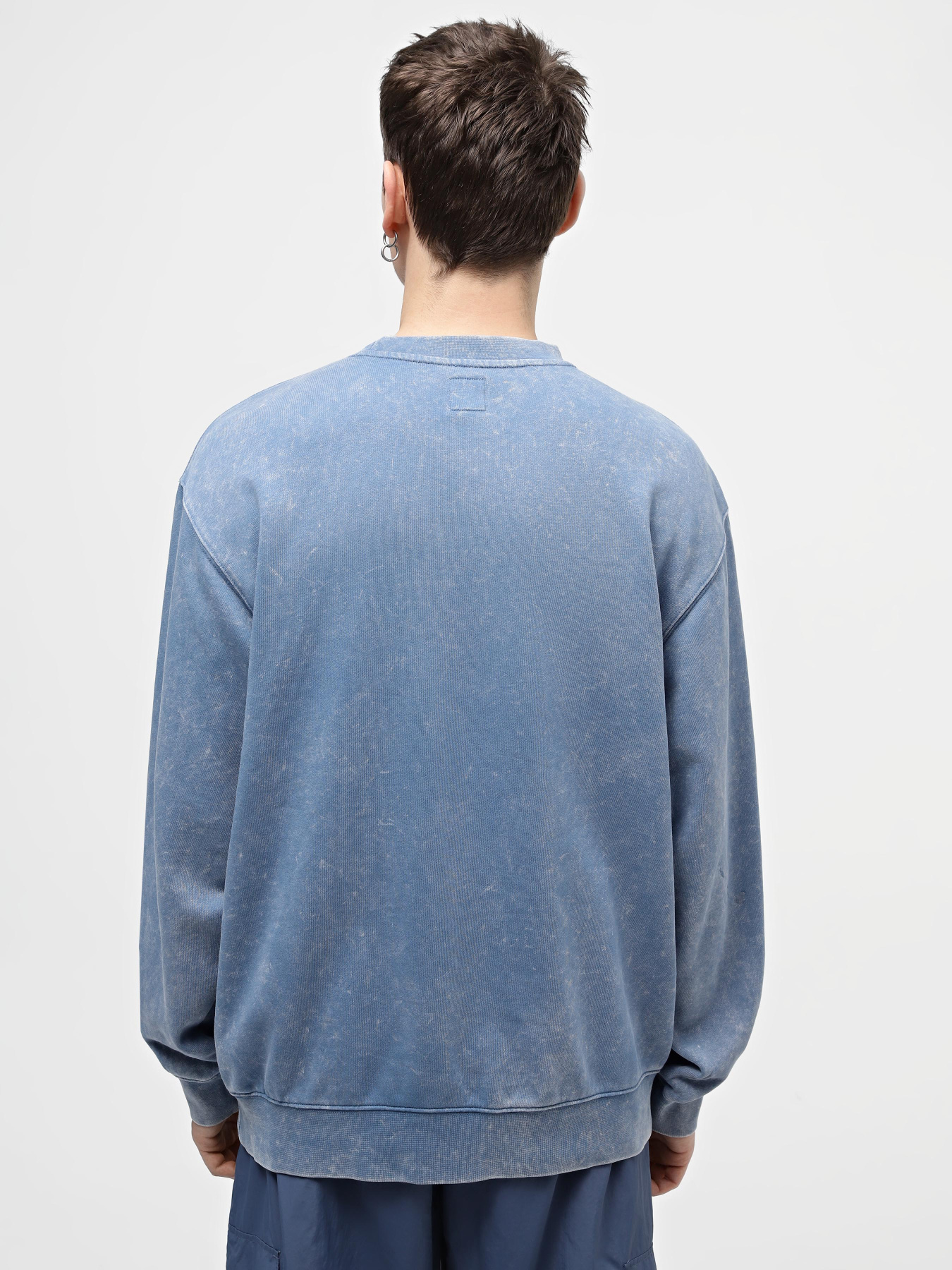 Свитшот Vans Spaced Out Loose Crew модель VN000GE7P8X1 Фото