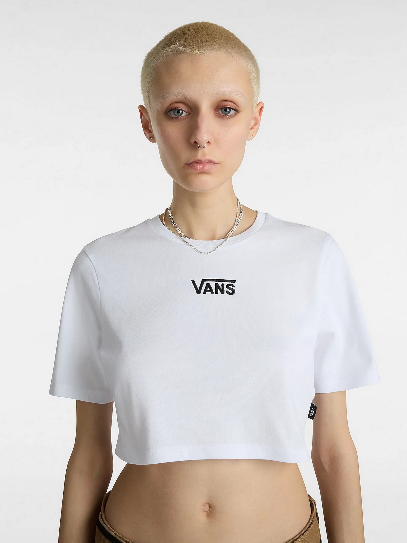 Топ Vans Flying V Crew Crop модель VN000GFFWHT1 Топ Vans Flying V Crew Crop модель VN000GFFWHT1 Фото