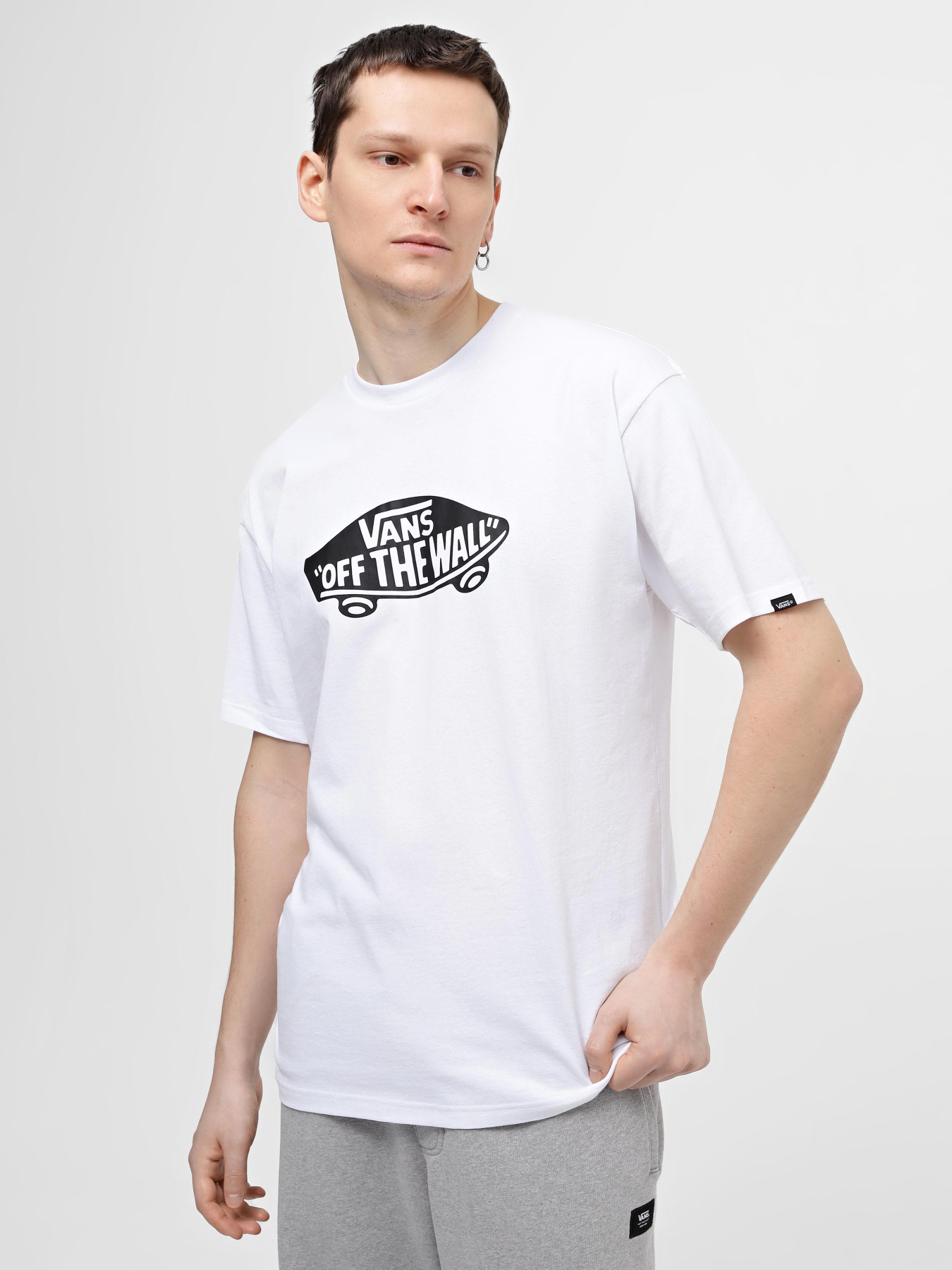 Футболка Vans Off The Wall Board модель VN000FSBWHT1 Футболка Vans Off The Wall Board модель VN000FSBWHT1 Фото