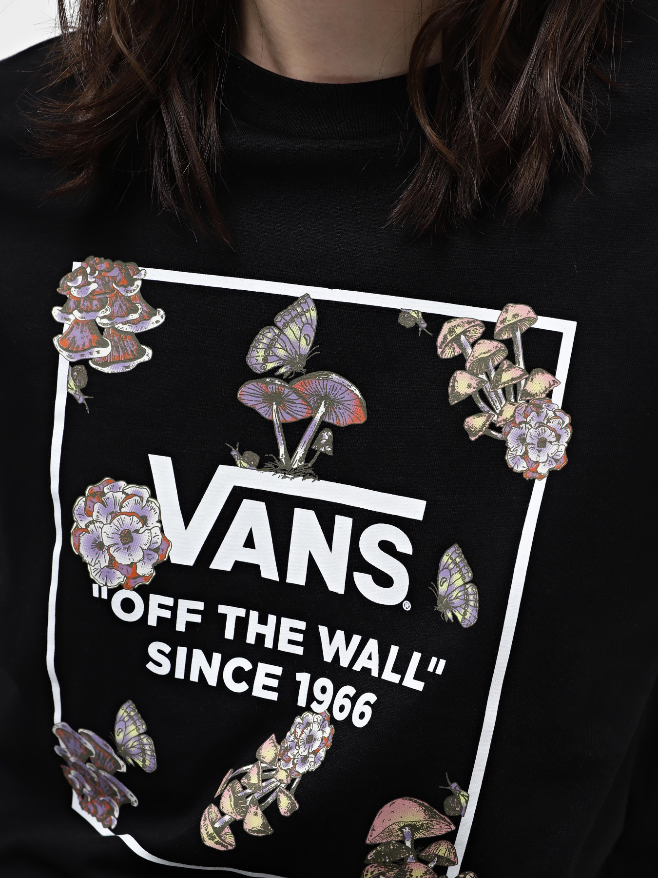 Футболка Vans Fungi Floral Bff модель VN000FFWBLK1 Фото