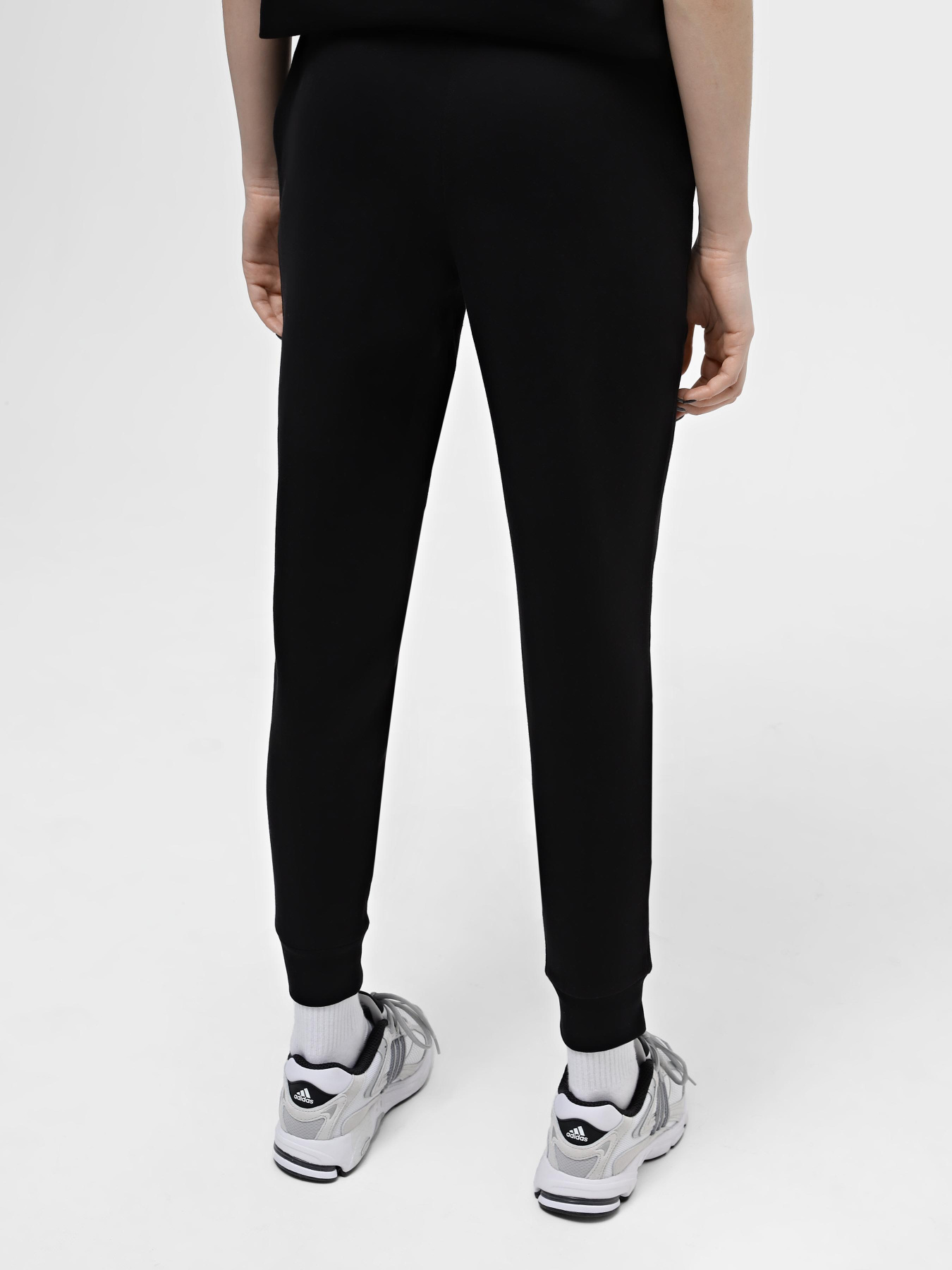 Спортивні штани Vans Patched модель VN000ASABLK1 Фото