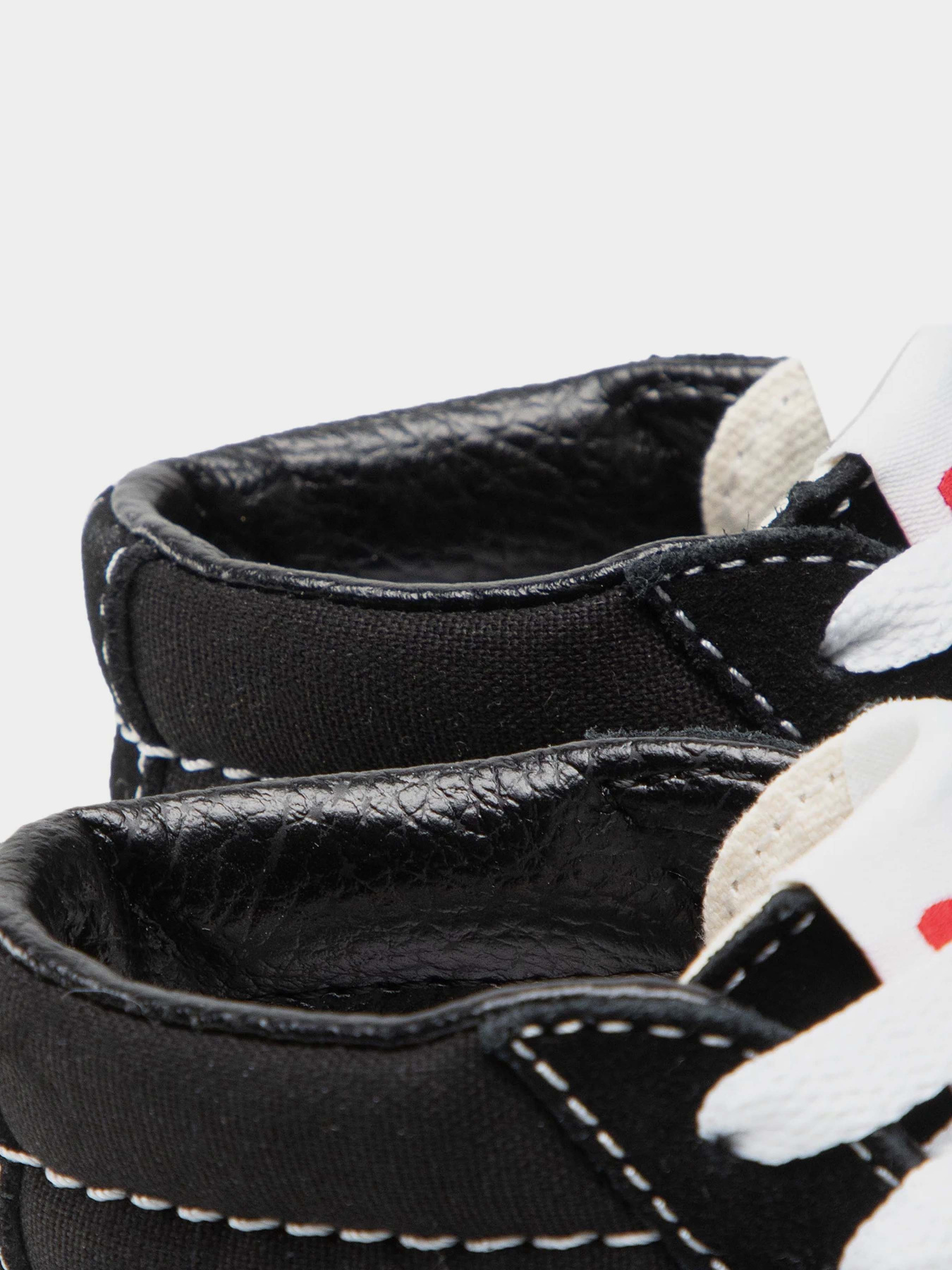 Кеди високі Vans SK8-Hi модель VN000D5F6BT1 Кеди високі Vans SK8-Hi модель VN000D5F6BT1 Фото