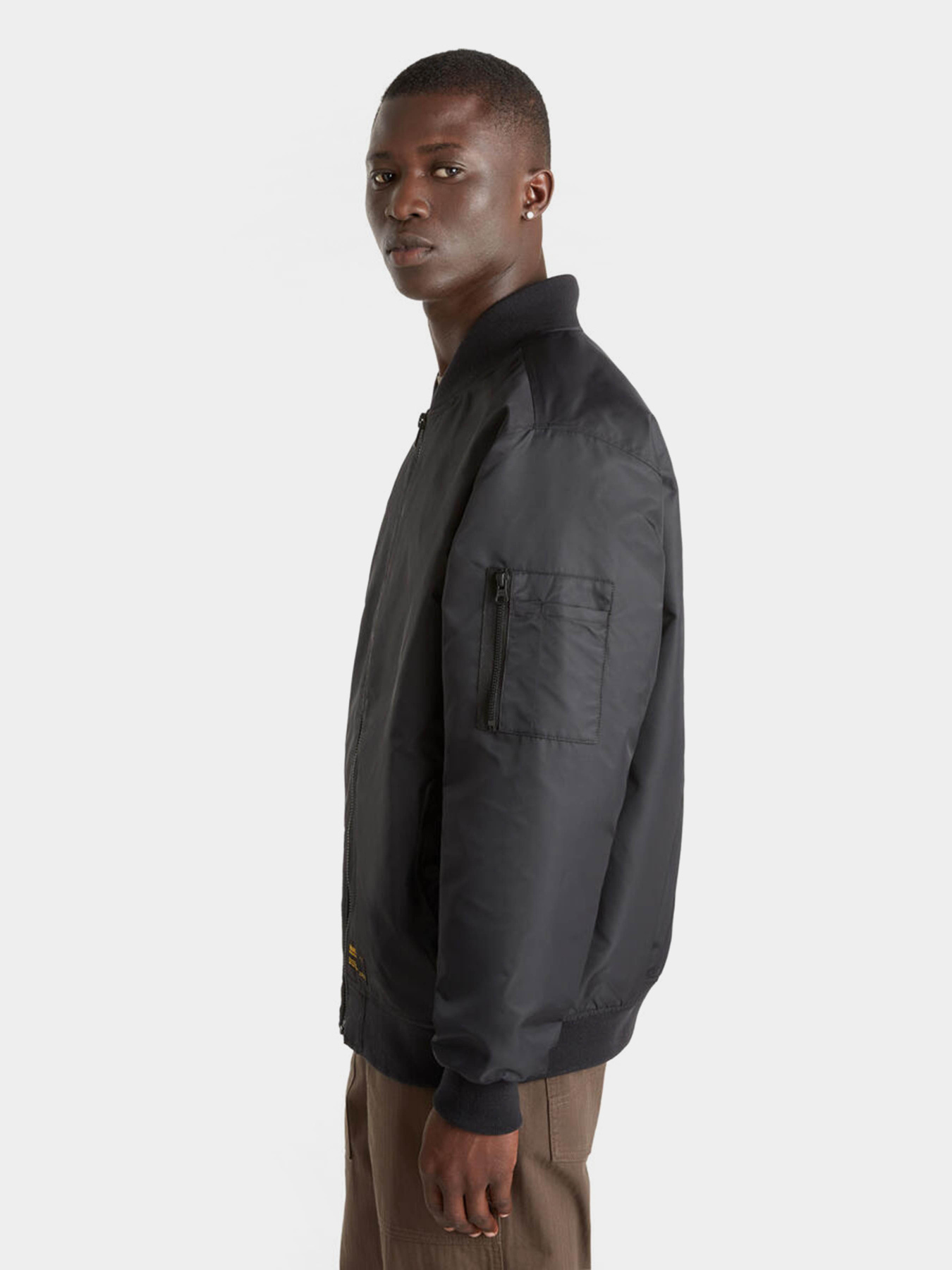 Бомбер Vans Copley модель VN000HMQBLK1 Фото