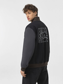 Бомбер Vans Old Skool MTE-1 модель VN000JY1KOU1 Бомбер Vans Old Skool MTE-1 модель VN000JY1KOU1 Фото