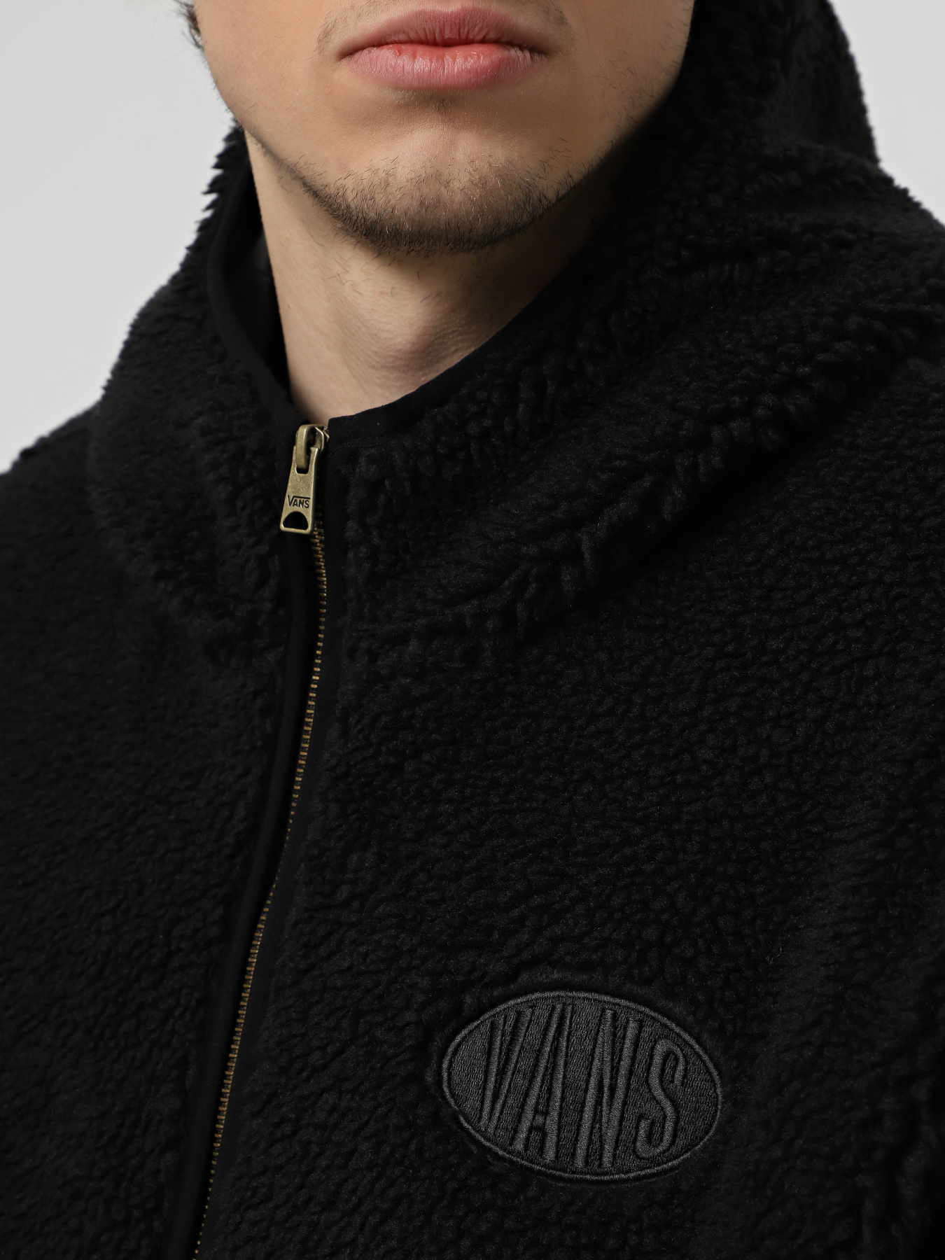 Зимова куртка Vans Whittle Sherpa модель VN000JVTBLK1 Фото