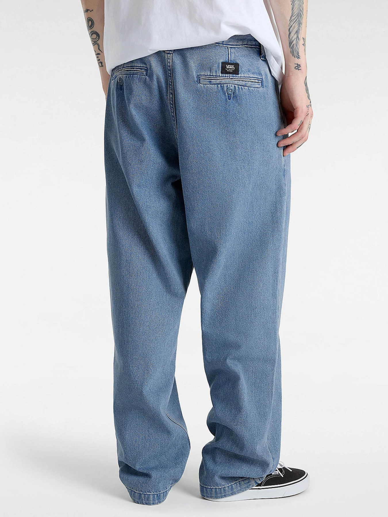 Джинси мом Vans Authentic Chino Loose Tprd Pltd Dm модель VN000HAECDX1 Фото