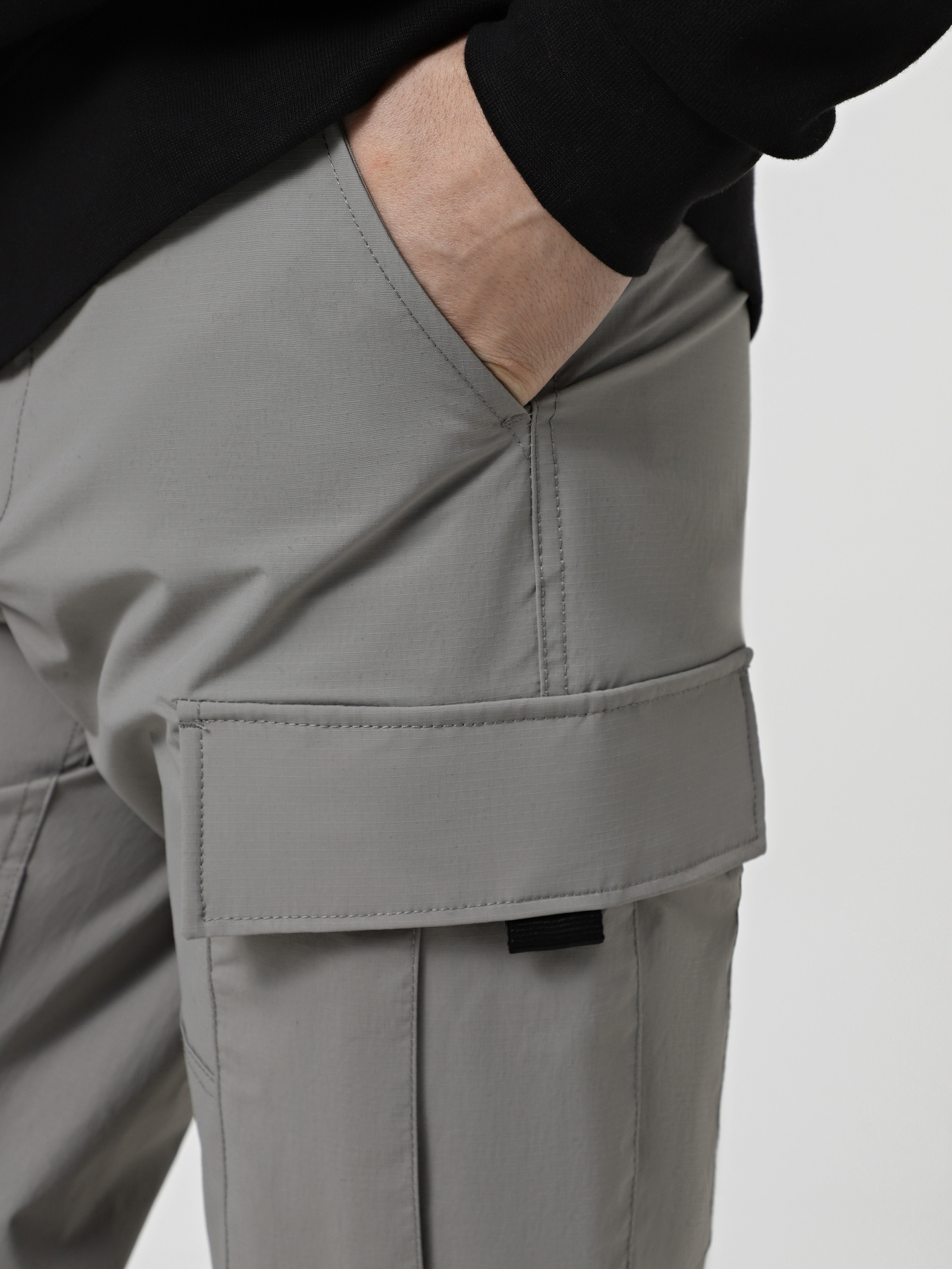 Штани повсякденні Vans MTE Service Cargo Loose Tapered модель VN000HAMAF11 Фото