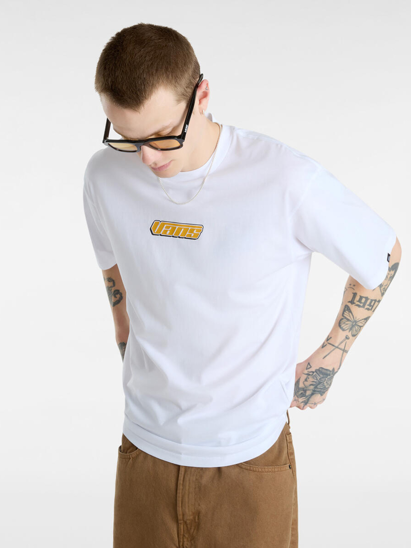 Футболка Vans Retro V модель VN000HFZWHT1 Фото