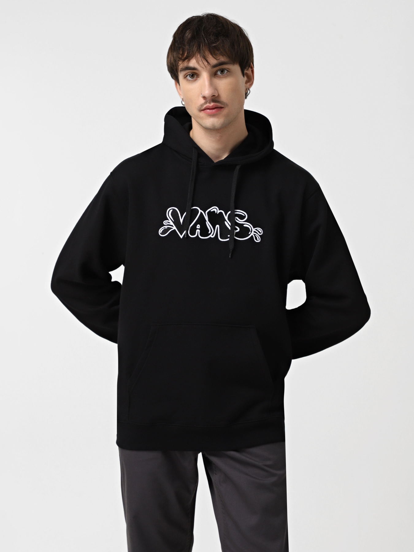 Худи Vans Caps Loose модель VN000HPPBLK1 Худи Vans Caps Loose модель VN000HPPBLK1 Фото