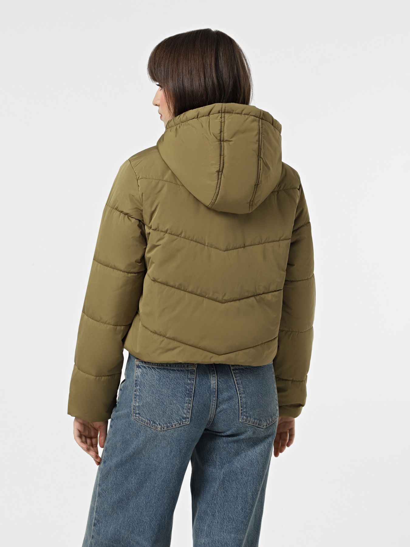 Зимова куртка Vans Foundry Crop Puff Hood модель VN000H5ECUQ1 Фото