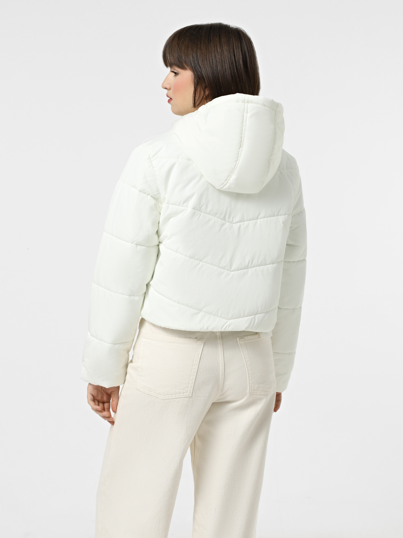 Зимняя куртка Vans Foundry Crop Puff Hood модель VN000H5EFS81 Фото