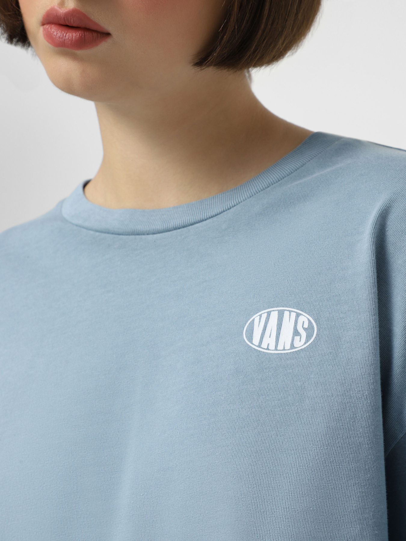 Лонгслив Vans Oval Wash Relax Crop модель VN000HJ5JCN1 Лонгслив Vans Oval Wash Relax Crop модель VN000HJ5JCN1 Фото