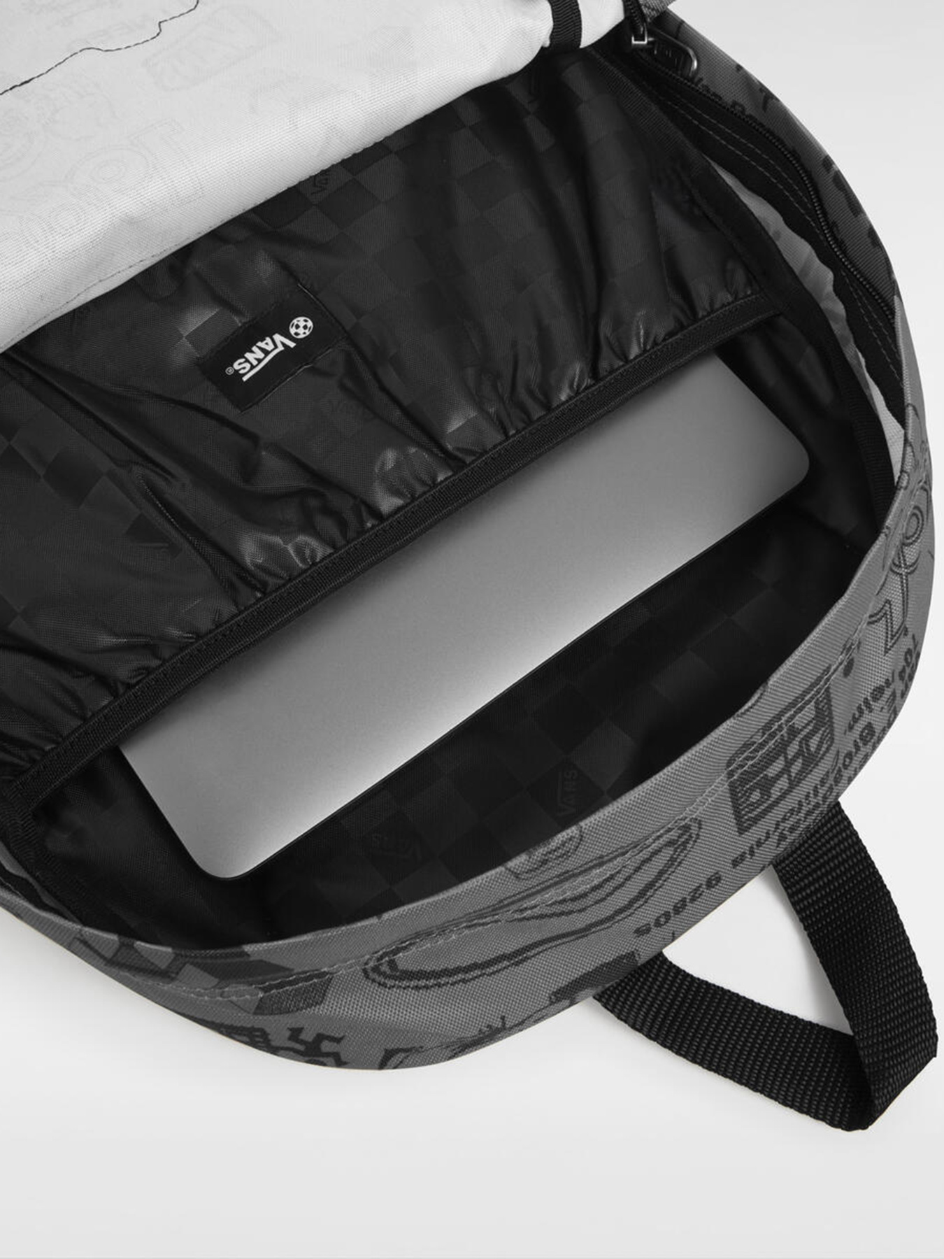 Повсякденний рюкзак Vans Old Skool Classic 22L модель VN000H4Y9JC1 Фото