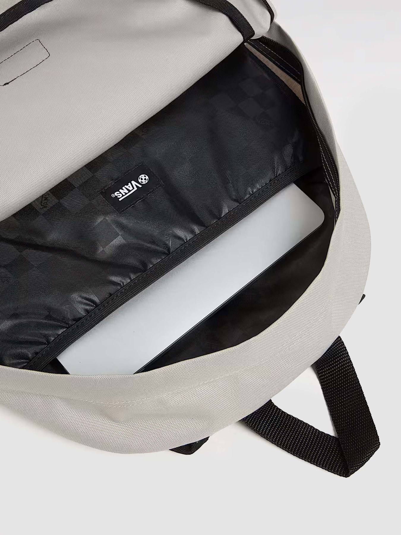 Рюкзак Vans Old Skool модель VN000H4WZUJ1 Фото