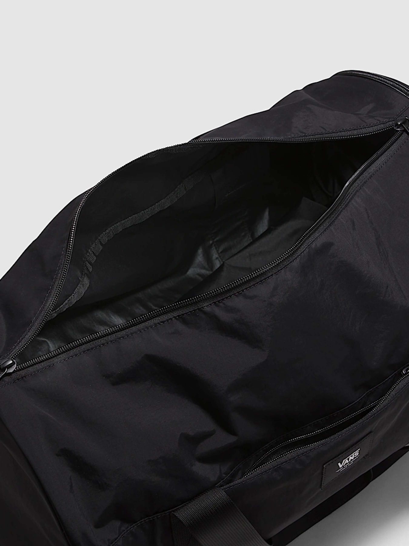 Дорожня сумка Vans Barreled Duffel модель VN000MNPBLK1 Фото
