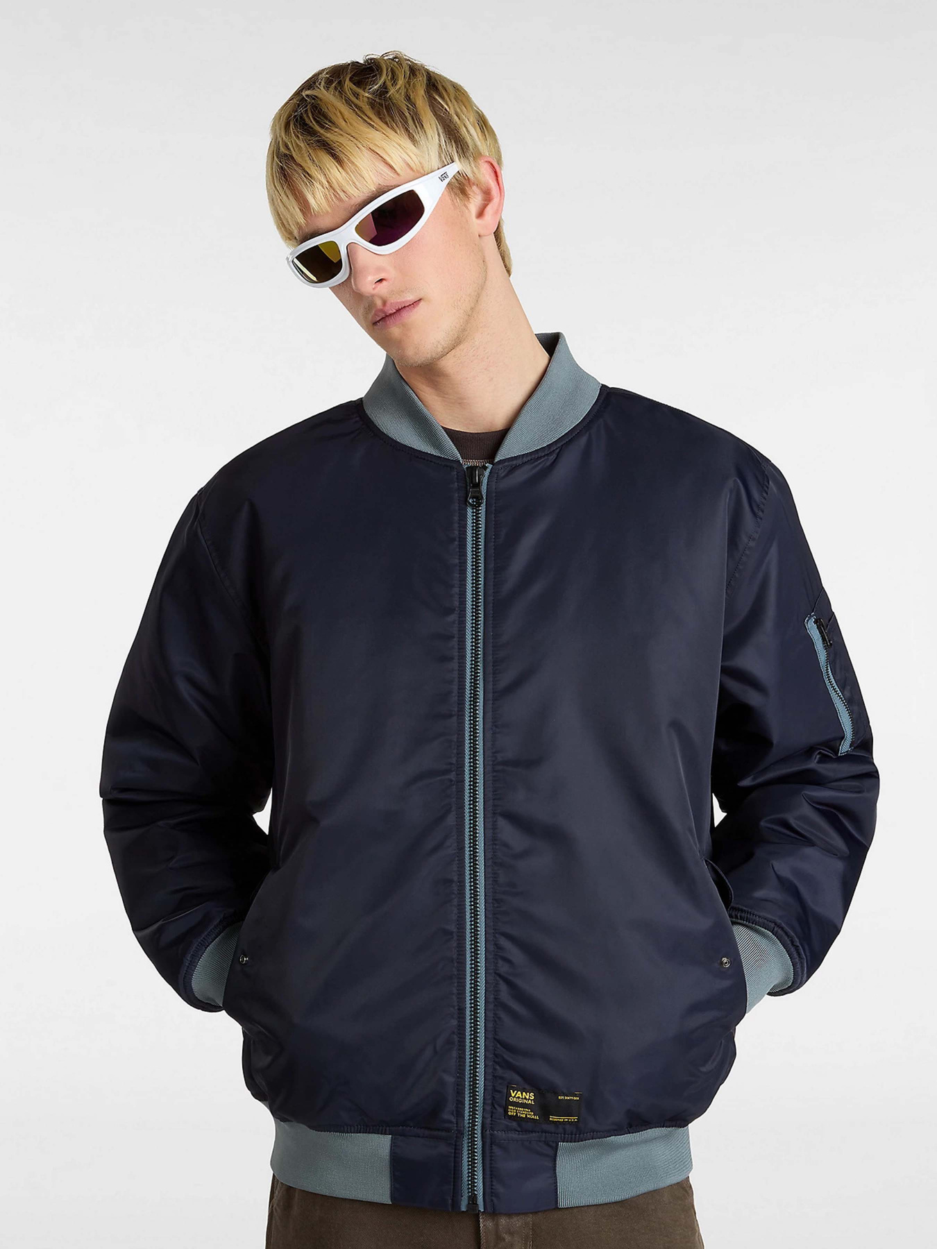 Бомбер Vans Copley модель VN000HMQJDU1 Фото