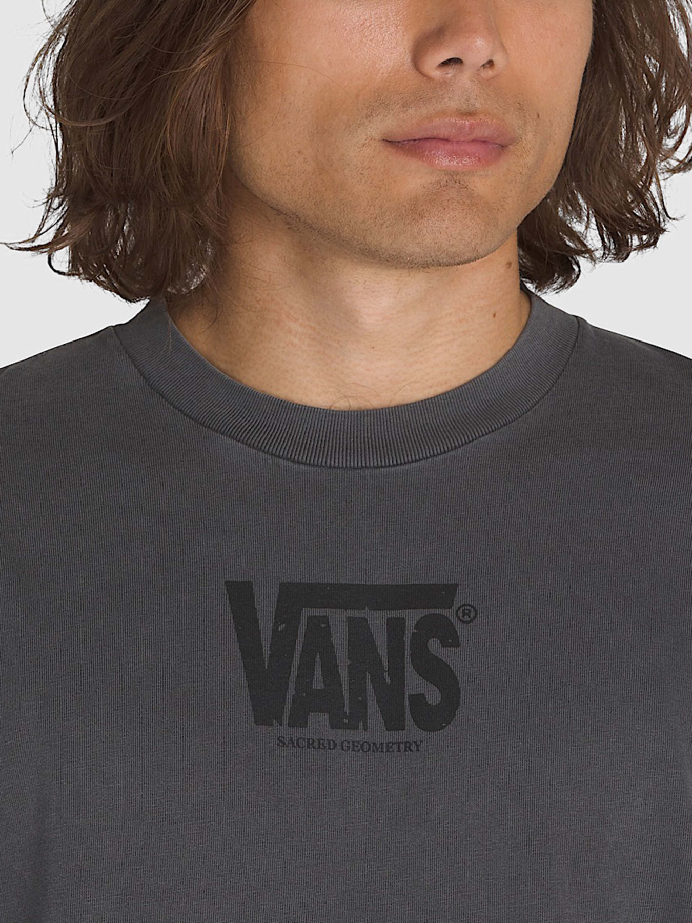 Лонгслів Vans MTE Divine Symmetry модель VN000M2ZBLK1 Фото