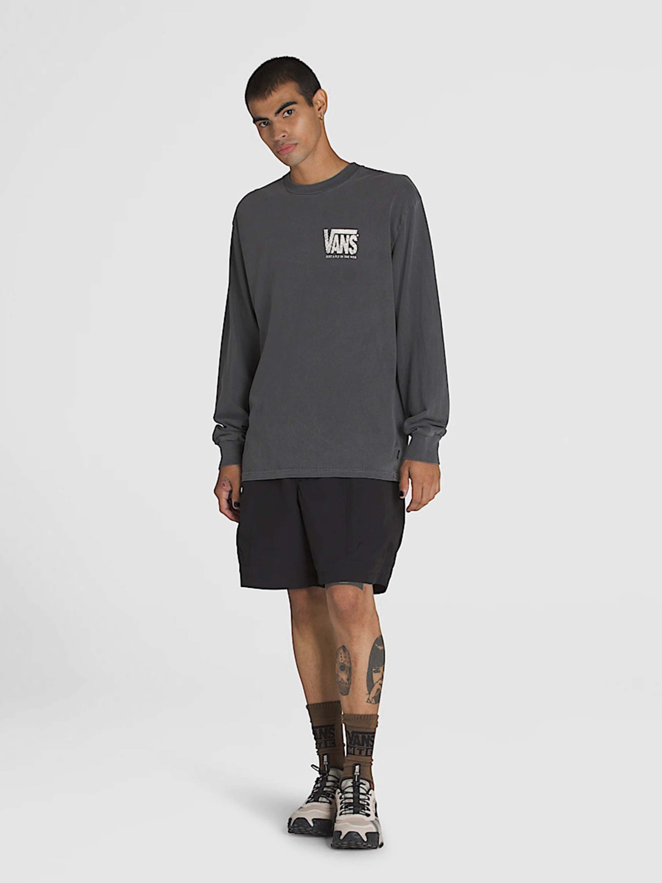 Лонгслив Vans MTE Fly in the Web модель VN000M2XBLK1 Фото