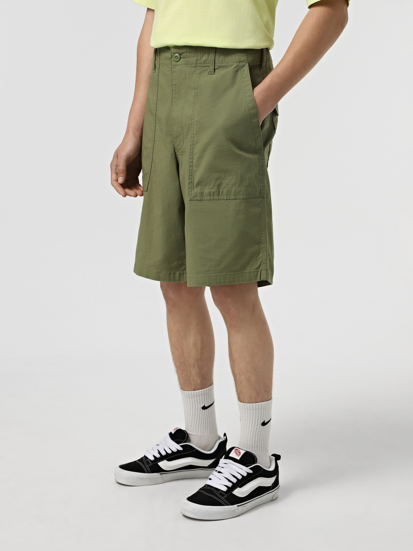 Повсякденні шорти Vans Fatigue модель VN000M3AZBF1 Повсякденні шорти Vans Fatigue модель VN000M3AZBF1 Фото