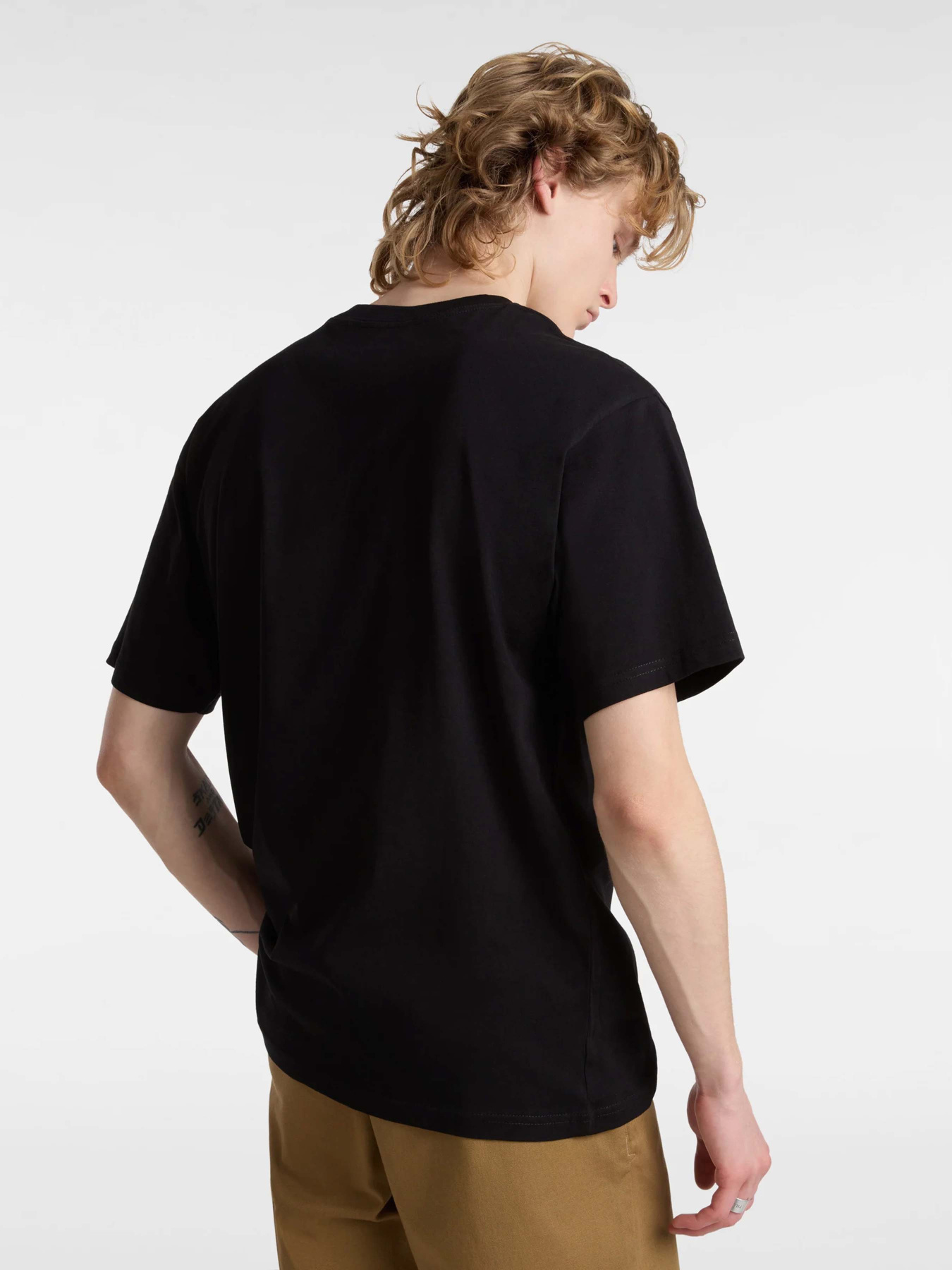 Футболка Vans Essential Loose модель VN000HPZBLK1 Фото