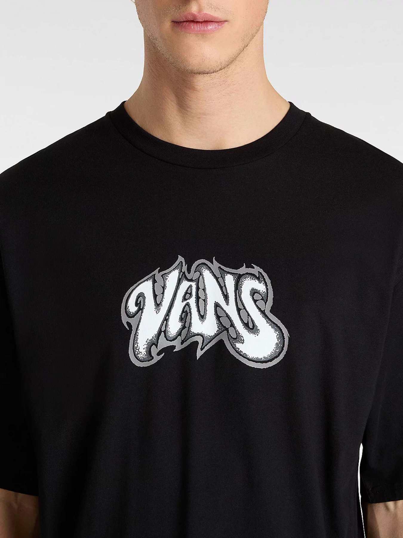 Футболка Vans Hissterik модель VN000M5JBLK1 Фото