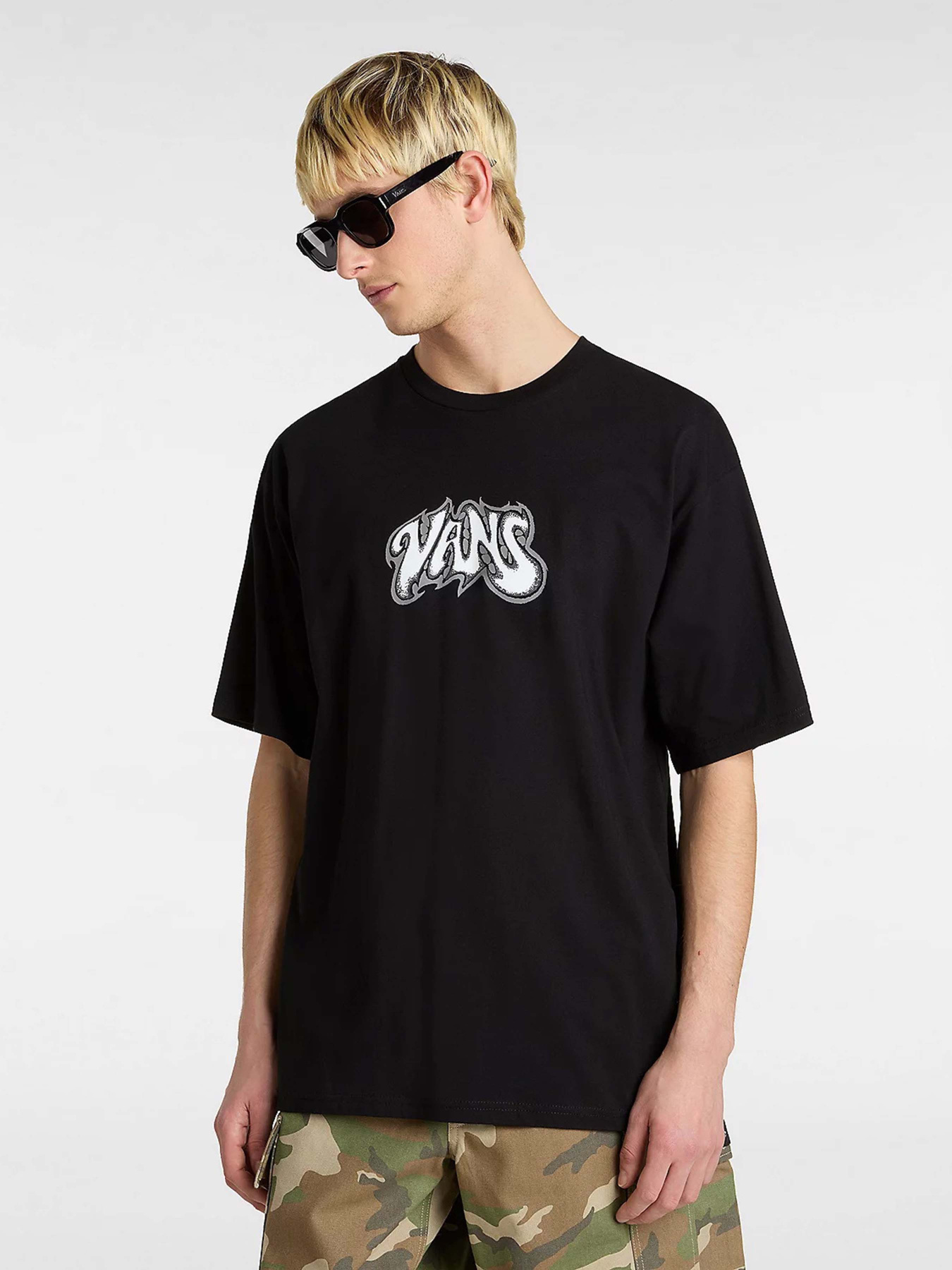 Футболка Vans Hissterik модель VN000M5JBLK1 Фото