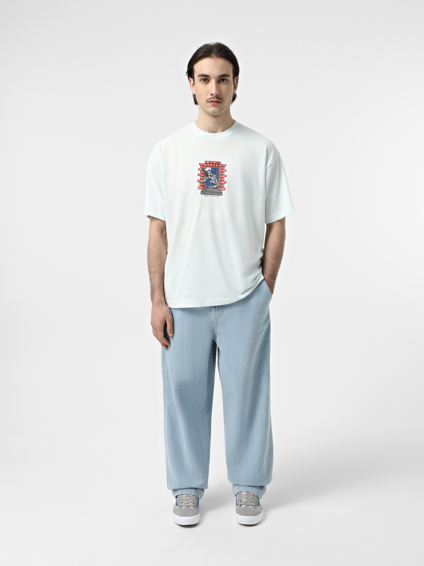 Футболка Vans Skull Window модель VN000NHURNE1 Фото