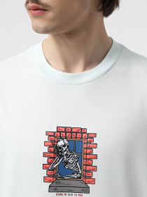 Футболка Vans Skull Window модель VN000NHURNE1 Фото