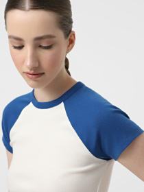 Футболка Vans Clare Raglan модель VN000M96UR21 Фото