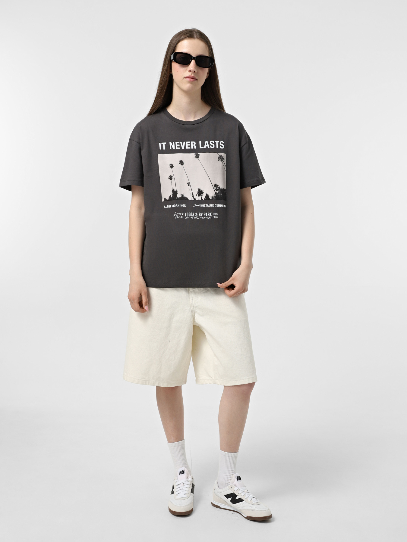 Футболка Vans Neverlasting модель VN000MD01O71 Фото