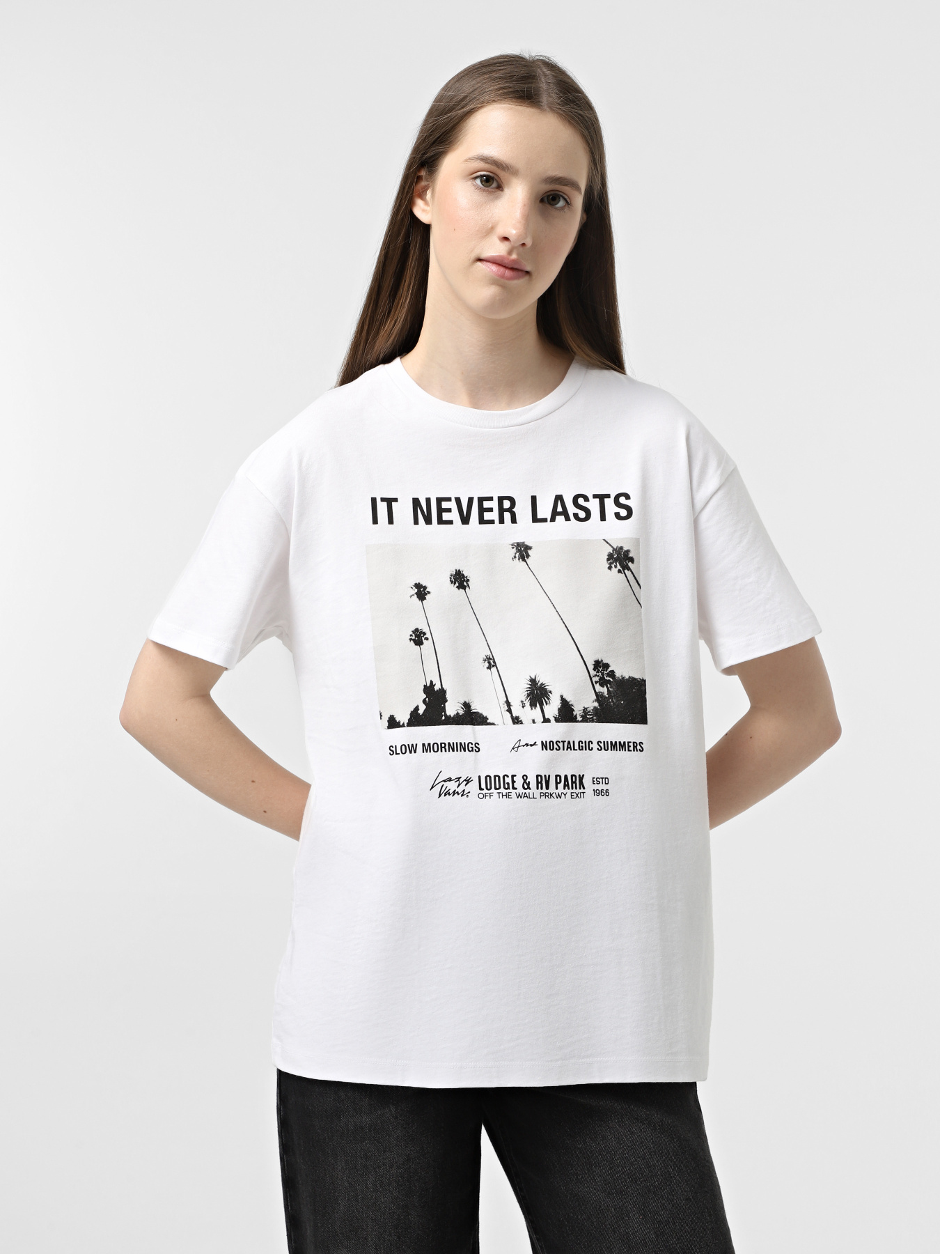 Футболка Vans Neverlasting модель VN000MD0WHT1 Фото