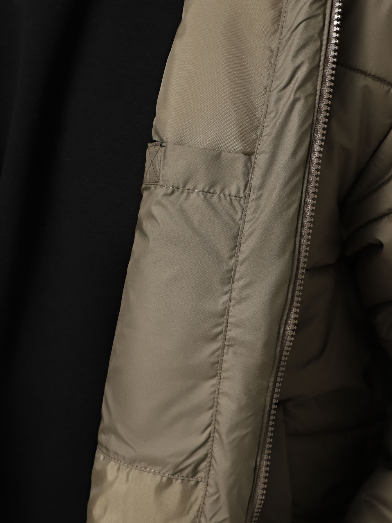 Зимняя куртка Vans MTE Hillgate модель VN000PJ89JC1 Фото